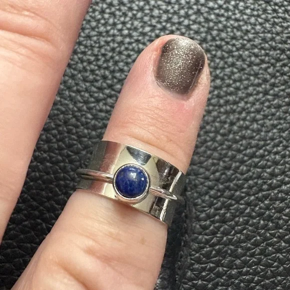 Silver Ring with Blue Stone spinner style - Picture 1 of 4